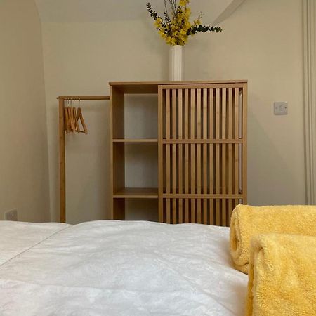 Spire Entire Attic Apartment No Kitchen Dublin Extérieur photo